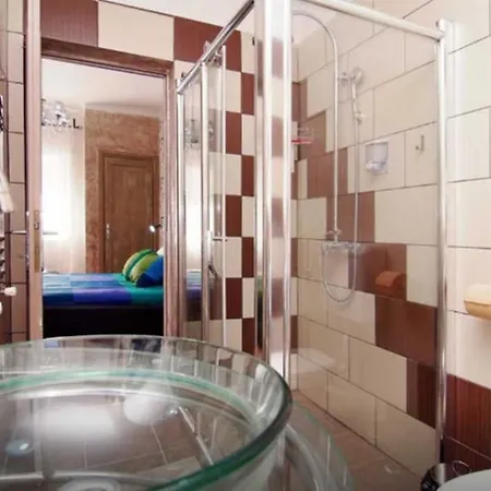 Elegant Flat With Balcony * Bucharest